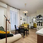 Secret Cave Premium Central Apartment